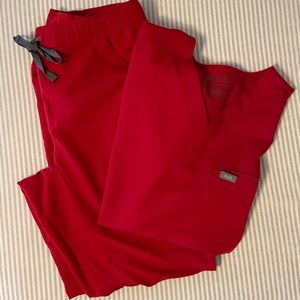 Men’s FIGS scrub set